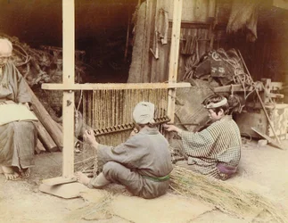 Hommes fabriquant des nattes de paille, c.1890